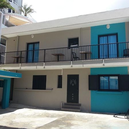 L'Annexe 66 , Saint Denis Centre Ville , A 200 M De La Rue Pietonne , Du Petit Marche Et Du Leader Price , Sur Une Rue Calme, Parking Gratuit Sur La Rue Bagian luar foto